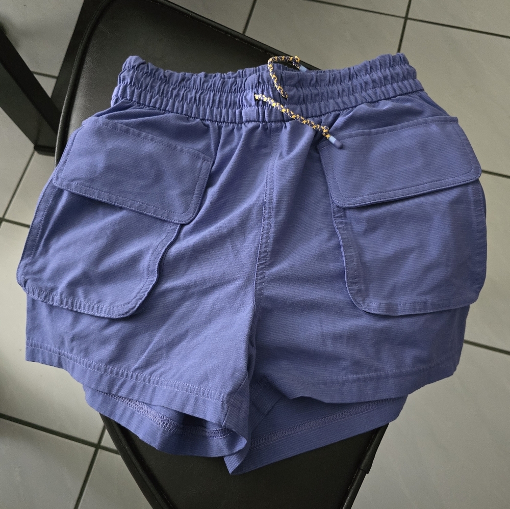 Athleta Girl EUC Purple Backpackin Cargo Shorts
